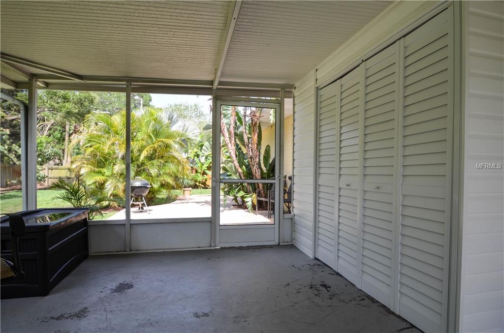 4801 W LEONA STREET, TAMPA, Florida 33629, 3 Bedrooms Bedrooms, 5 Rooms Rooms,2 BathroomsBathrooms,Residential,For sale,LEONA,T2923116