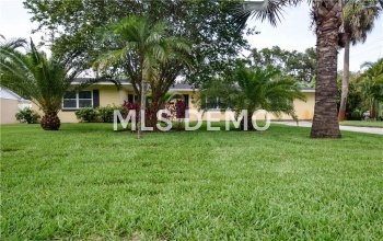 4801 W LEONA STREET, TAMPA, Florida 33629, 3 Bedrooms Bedrooms, 5 Rooms Rooms,2 BathroomsBathrooms,Residential,For sale,LEONA,T2923116