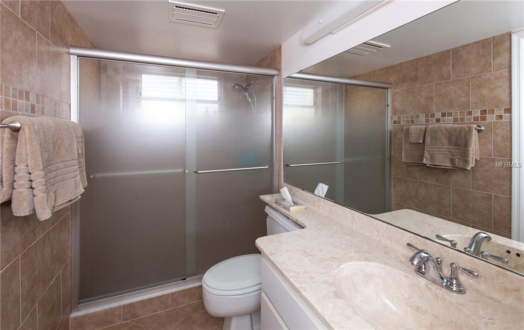 416 CERROMAR COURT, VENICE, Florida 34293, 2 Bedrooms Bedrooms, 8 Rooms Rooms,2 BathroomsBathrooms,Residential,For sale,CERROMAR,N5916196