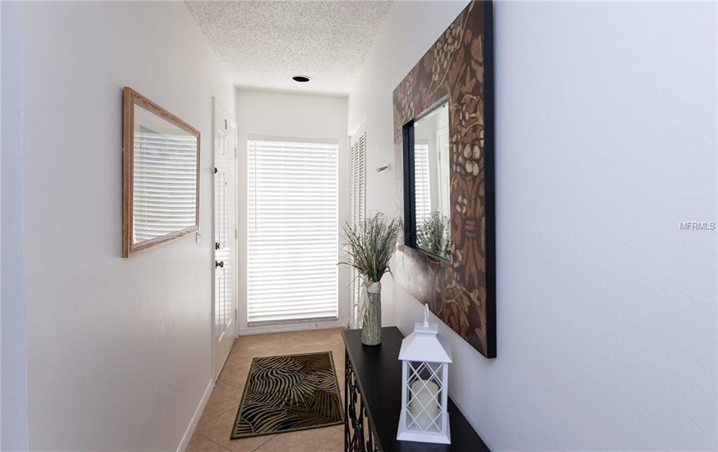 416 CERROMAR COURT, VENICE, Florida 34293, 2 Bedrooms Bedrooms, 8 Rooms Rooms,2 BathroomsBathrooms,Residential,For sale,CERROMAR,N5916196