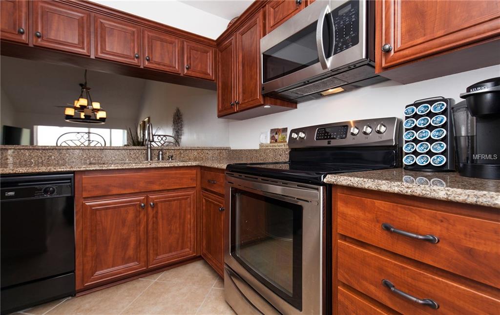 416 CERROMAR COURT, VENICE, Florida 34293, 2 Bedrooms Bedrooms, 8 Rooms Rooms,2 BathroomsBathrooms,Residential,For sale,CERROMAR,N5916196