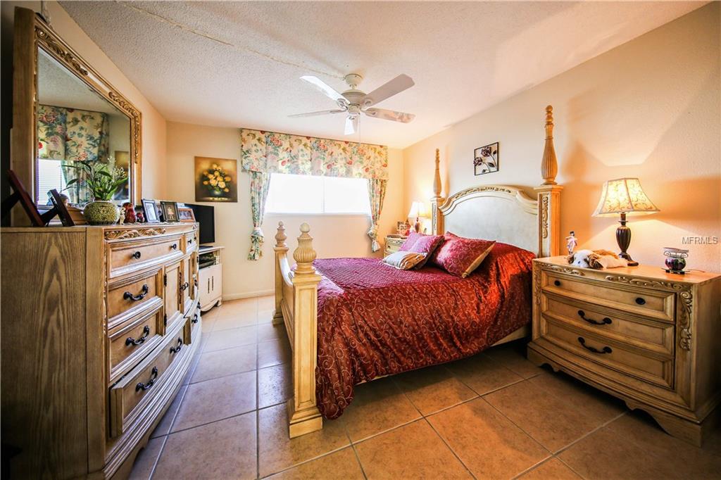 6033 34TH ST W, BRADENTON, Florida 34210, 2 Bedrooms Bedrooms, 5 Rooms Rooms,2 BathroomsBathrooms,Residential,For sale,34TH ST W,A4208965