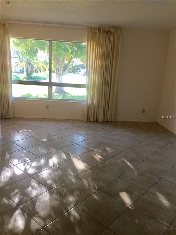 7601 COVE TERRACE, SARASOTA, Florida 34231, 2 Bedrooms Bedrooms, ,2 BathroomsBathrooms,Rental,For Rent,COVE,O5561862