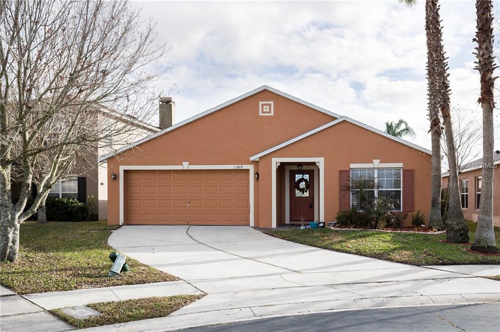 1309 SENECA FALLS DRIVE, ORLANDO, Florida 32828, 4 Bedrooms Bedrooms, 7 Rooms Rooms,2 BathroomsBathrooms,Rental,For Rent,SENECA FALLS,O5559367