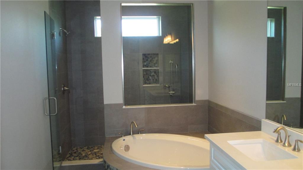 520 DANUBE AVENUE, TAMPA, Florida 33606, 4 Bedrooms Bedrooms, 8 Rooms Rooms,3 BathroomsBathrooms,Residential,For sale,DANUBE,W7631029