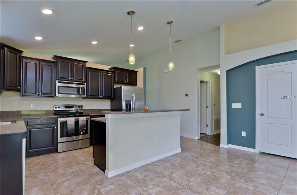 14201 STOCKWELL LANE, RUSKIN, Florida 33573, 3 Bedrooms Bedrooms, 5 Rooms Rooms,2 BathroomsBathrooms,Residential,For sale,STOCKWELL,T2918894