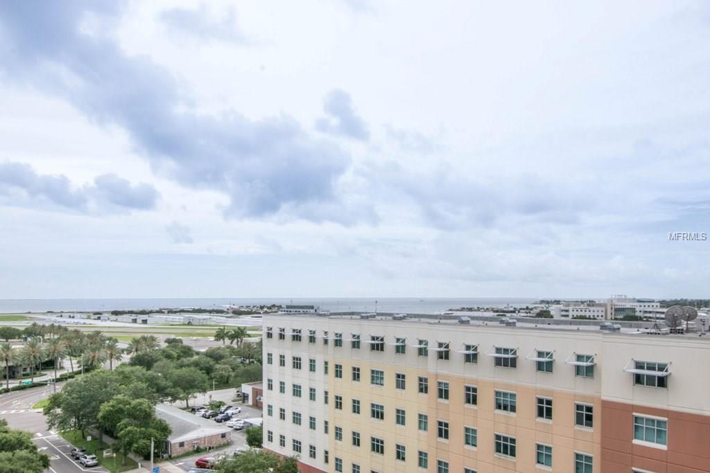 199 DALI BOULEVARD, ST PETERSBURG, Florida 33701, 1 Bedroom Bedrooms, 3 Rooms Rooms,1 BathroomBathrooms,Rental,For Rent,DALI,T2926032