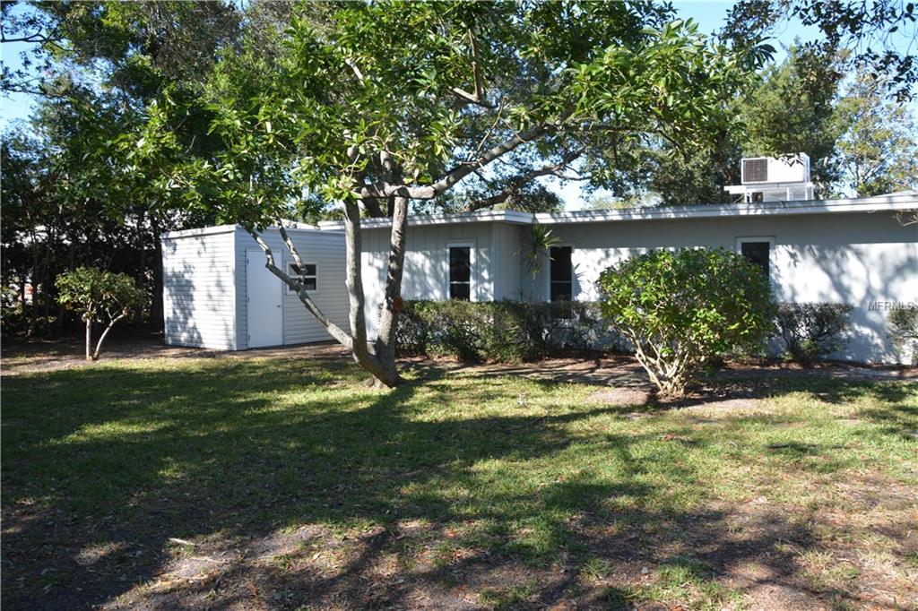 2432 INDIAN AVENUE, BELLEAIR BLUFFS, Florida 33770, 3 Bedrooms Bedrooms, 5 Rooms Rooms,2 BathroomsBathrooms,Residential,For sale,INDIAN,U7842679
