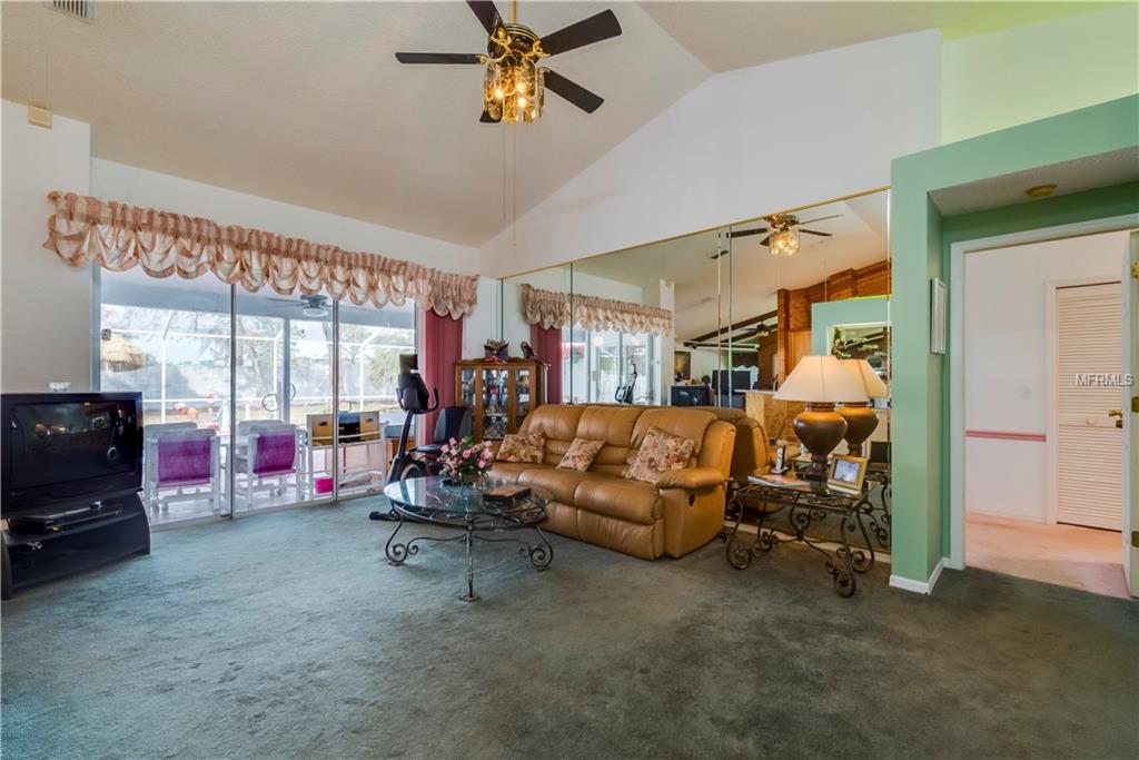 8199 BERKELEY MANOR BOULEVARD, SPRING HILL, Florida 34606, 3 Bedrooms Bedrooms, 7 Rooms Rooms,2 BathroomsBathrooms,Residential,For sale,BERKELEY MANOR,W7637556