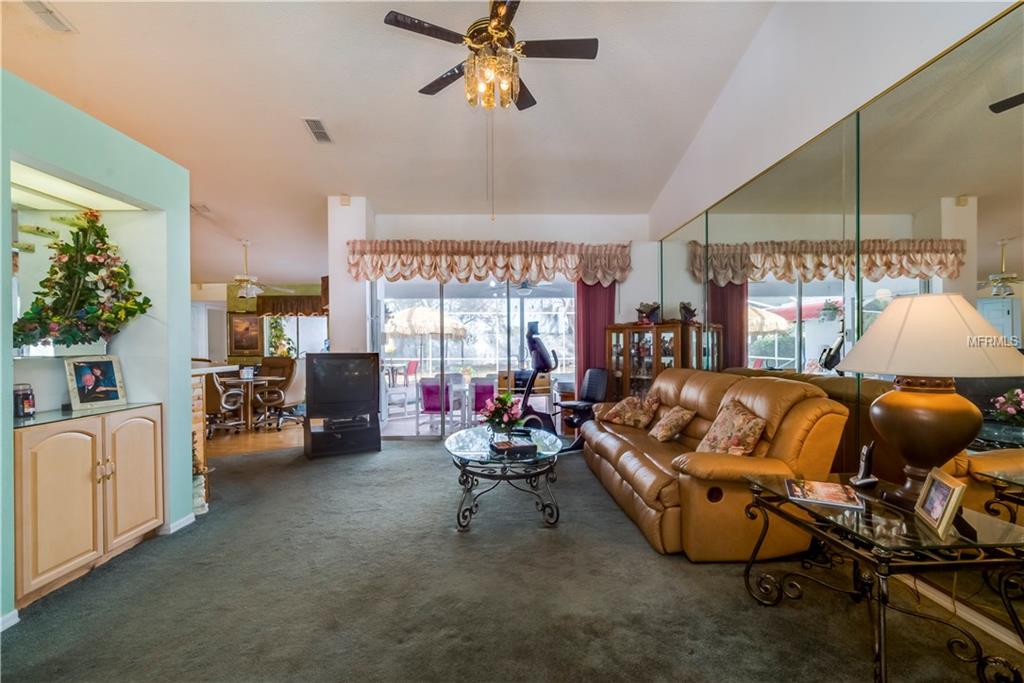 8199 BERKELEY MANOR BOULEVARD, SPRING HILL, Florida 34606, 3 Bedrooms Bedrooms, 7 Rooms Rooms,2 BathroomsBathrooms,Residential,For sale,BERKELEY MANOR,W7637556