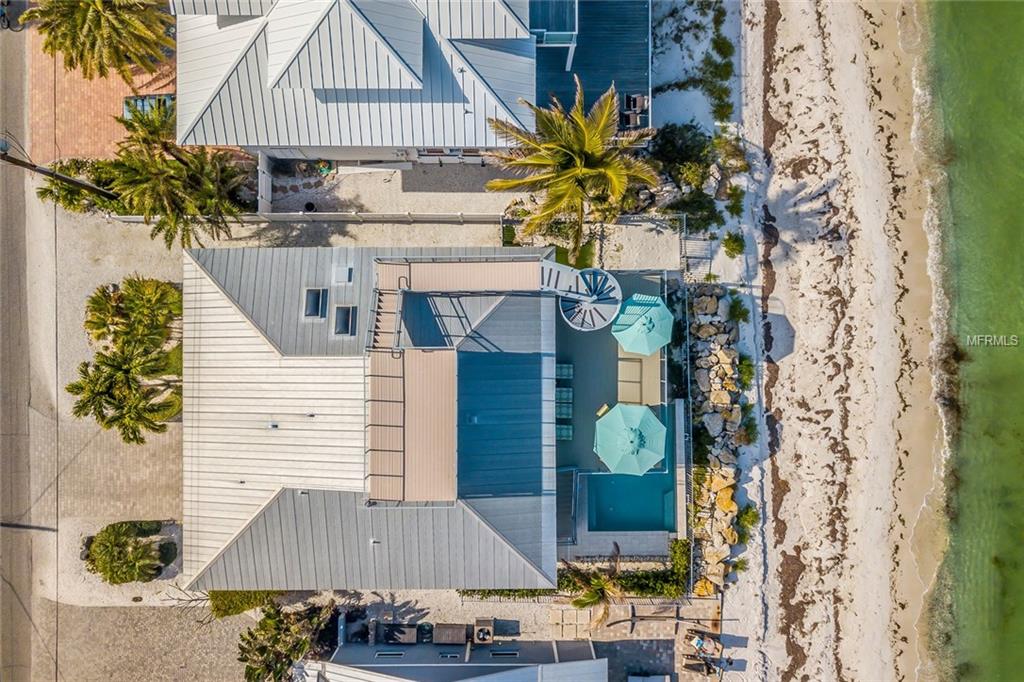 408 S BAY BOULEVARD, ANNA MARIA, Florida 34216, 3 Bedrooms Bedrooms, 7 Rooms Rooms,2 BathroomsBathrooms,Residential,For sale,BAY,A4209235