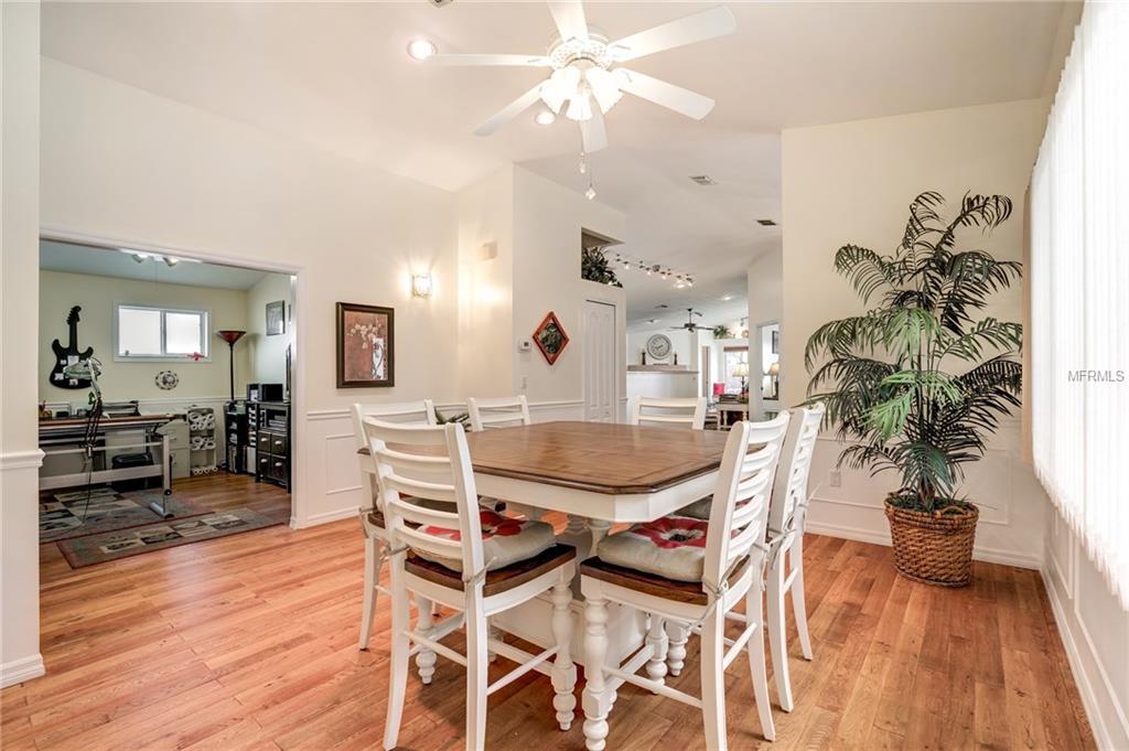 6216 BAYSIDE DRIVE, NEW PORT RICHEY, Florida 34652, 3 Bedrooms Bedrooms, 7 Rooms Rooms,2 BathroomsBathrooms,Residential,For sale,BAYSIDE,W7637680