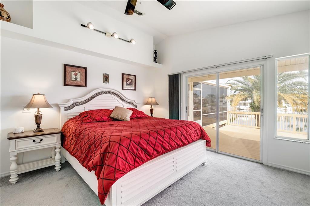 6216 BAYSIDE DRIVE, NEW PORT RICHEY, Florida 34652, 3 Bedrooms Bedrooms, 7 Rooms Rooms,2 BathroomsBathrooms,Residential,For sale,BAYSIDE,W7637680