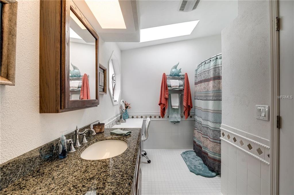 6216 BAYSIDE DRIVE, NEW PORT RICHEY, Florida 34652, 3 Bedrooms Bedrooms, 7 Rooms Rooms,2 BathroomsBathrooms,Residential,For sale,BAYSIDE,W7637680