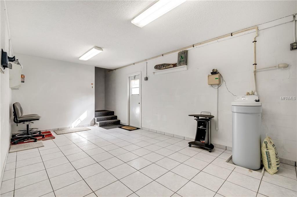 6216 BAYSIDE DRIVE, NEW PORT RICHEY, Florida 34652, 3 Bedrooms Bedrooms, 7 Rooms Rooms,2 BathroomsBathrooms,Residential,For sale,BAYSIDE,W7637680