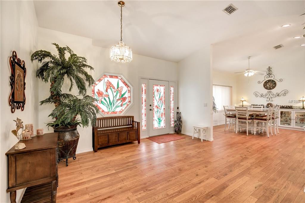 6216 BAYSIDE DRIVE, NEW PORT RICHEY, Florida 34652, 3 Bedrooms Bedrooms, 7 Rooms Rooms,2 BathroomsBathrooms,Residential,For sale,BAYSIDE,W7637680