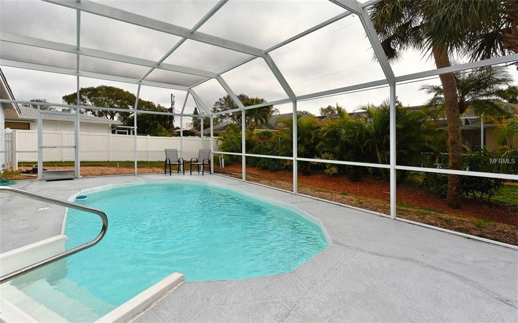 417 VILLAS DRIVE, VENICE, Florida 34285, 2 Bedrooms Bedrooms, 5 Rooms Rooms,2 BathroomsBathrooms,Residential,For sale,VILLAS,A4209657