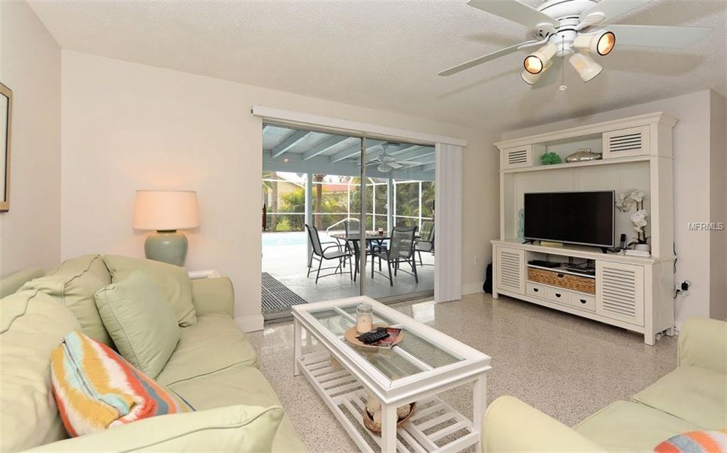 417 VILLAS DRIVE, VENICE, Florida 34285, 2 Bedrooms Bedrooms, 5 Rooms Rooms,2 BathroomsBathrooms,Residential,For sale,VILLAS,A4209657