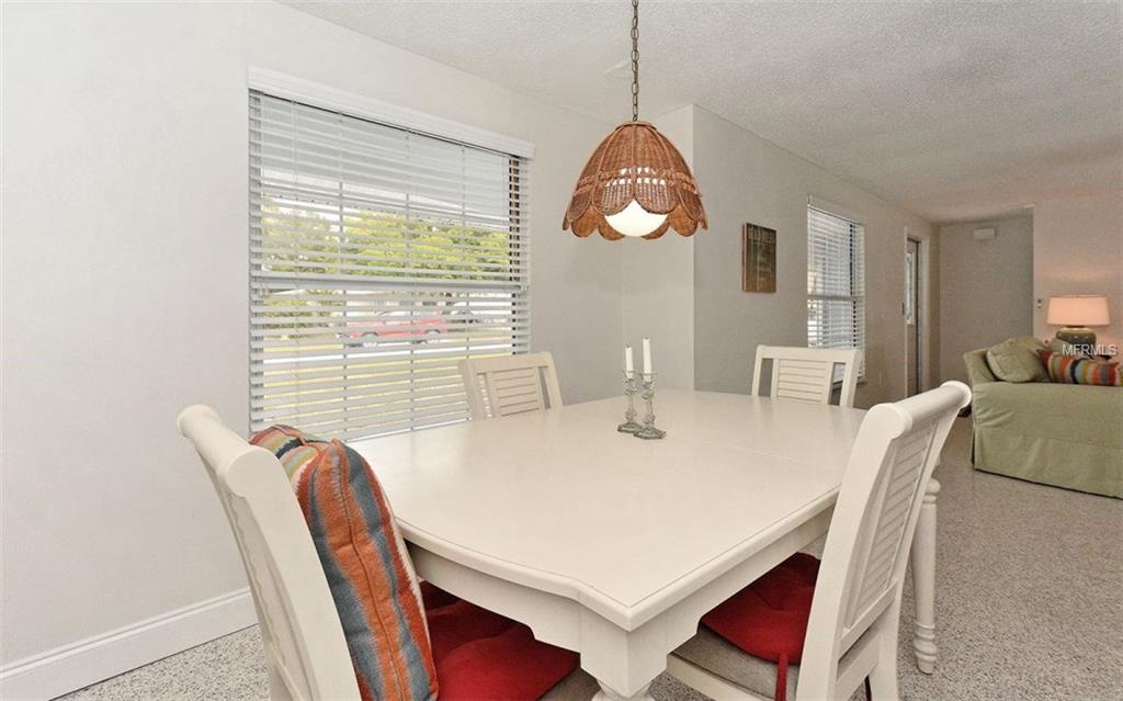 417 VILLAS DRIVE, VENICE, Florida 34285, 2 Bedrooms Bedrooms, 5 Rooms Rooms,2 BathroomsBathrooms,Residential,For sale,VILLAS,A4209657