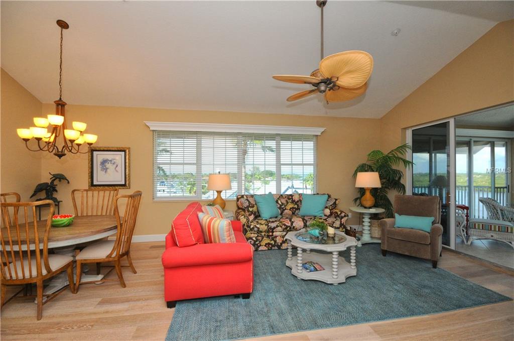 1280 DOLPHIN BAY WAY, SARASOTA, Florida 34242, 3 Bedrooms Bedrooms, 8 Rooms Rooms,3 BathroomsBathrooms,Residential,For sale,DOLPHIN BAY,A4210047