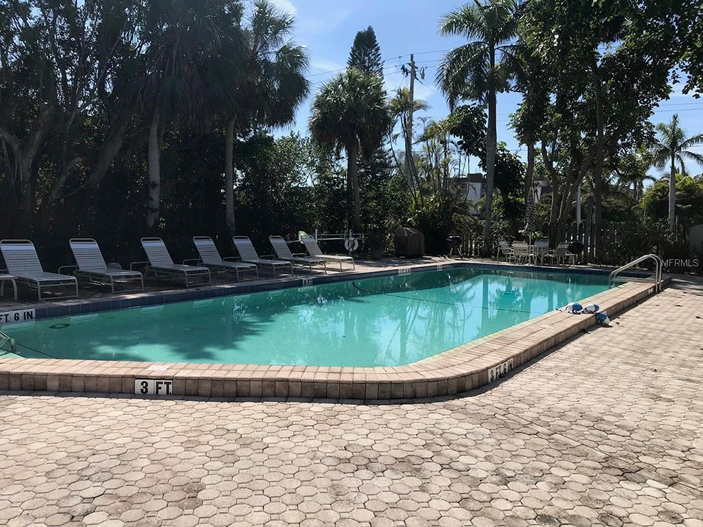 5260 GULF OF MEXICO DRIVE, LONGBOAT KEY, Florida 34228, 2 Bedrooms Bedrooms, 5 Rooms Rooms,2 BathroomsBathrooms,Residential,For sale,GULF OF MEXICO,T2857196