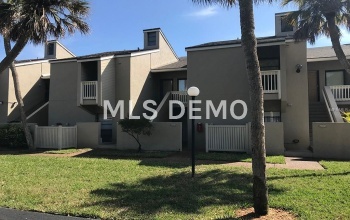 5260 GULF OF MEXICO DRIVE, LONGBOAT KEY, Florida 34228, 2 Bedrooms Bedrooms, 5 Rooms Rooms,2 BathroomsBathrooms,Residential,For sale,GULF OF MEXICO,T2857196