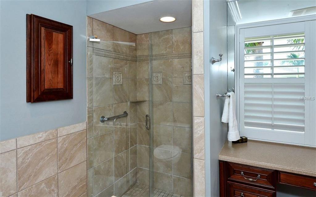 605 WILD TURKEY LANE, SARASOTA, Florida 34236, 3 Bedrooms Bedrooms, 5 Rooms Rooms,2 BathroomsBathrooms,Residential,For sale,WILD TURKEY,A4197243