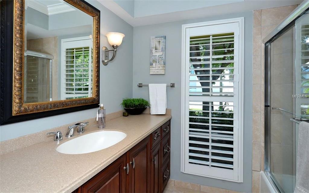 605 WILD TURKEY LANE, SARASOTA, Florida 34236, 3 Bedrooms Bedrooms, 5 Rooms Rooms,2 BathroomsBathrooms,Residential,For sale,WILD TURKEY,A4197243