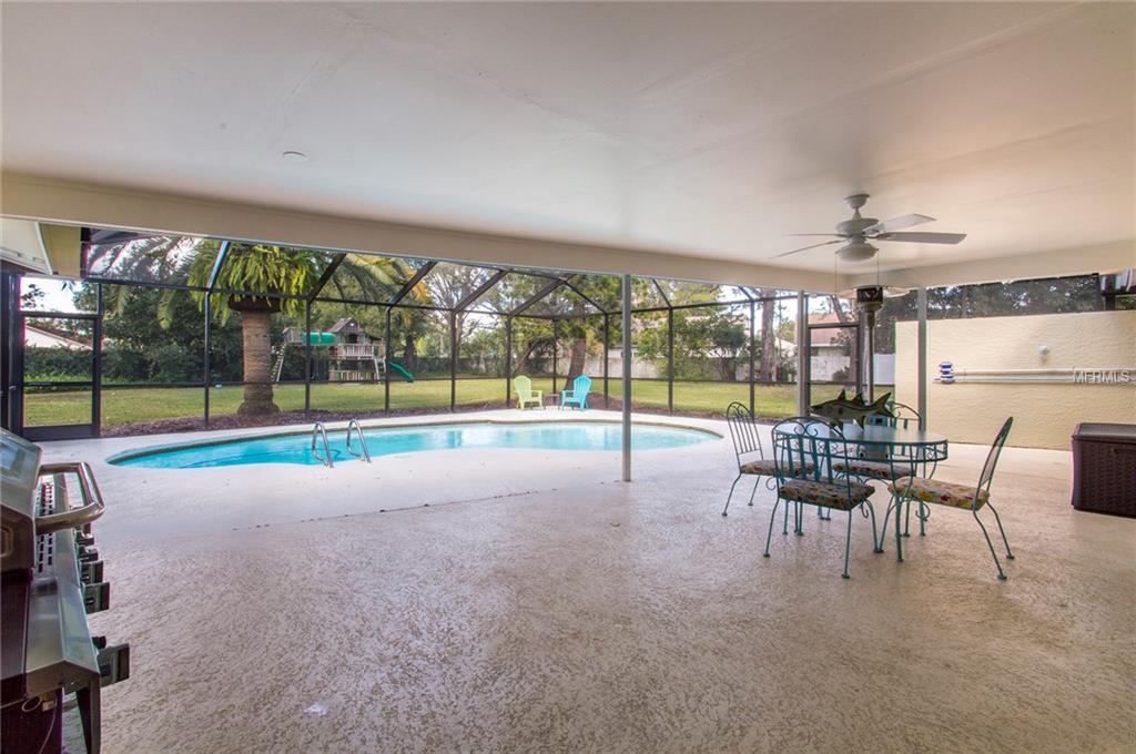 5001 BARROWE PLACE, TAMPA, Florida 33624, 4 Bedrooms Bedrooms, 7 Rooms Rooms,2 BathroomsBathrooms,Residential,For sale,BARROWE,U7842680