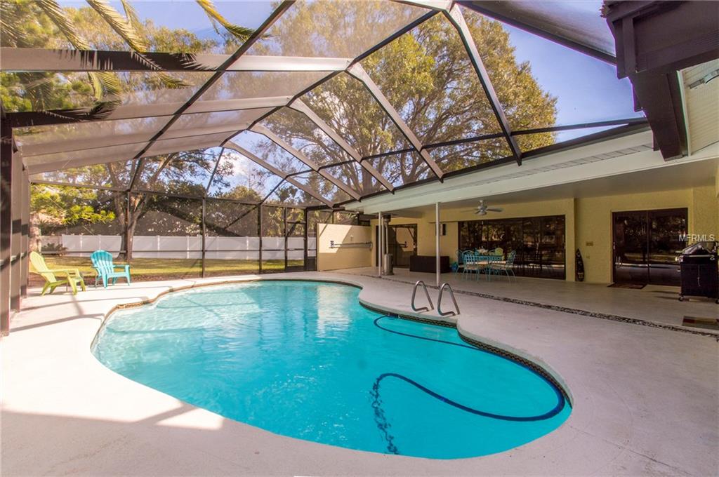 5001 BARROWE PLACE, TAMPA, Florida 33624, 4 Bedrooms Bedrooms, 7 Rooms Rooms,2 BathroomsBathrooms,Residential,For sale,BARROWE,U7842680