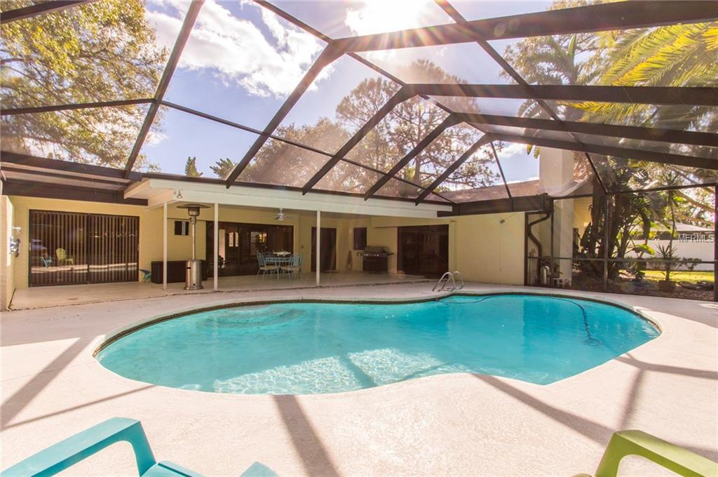 5001 BARROWE PLACE, TAMPA, Florida 33624, 4 Bedrooms Bedrooms, 7 Rooms Rooms,2 BathroomsBathrooms,Residential,For sale,BARROWE,U7842680