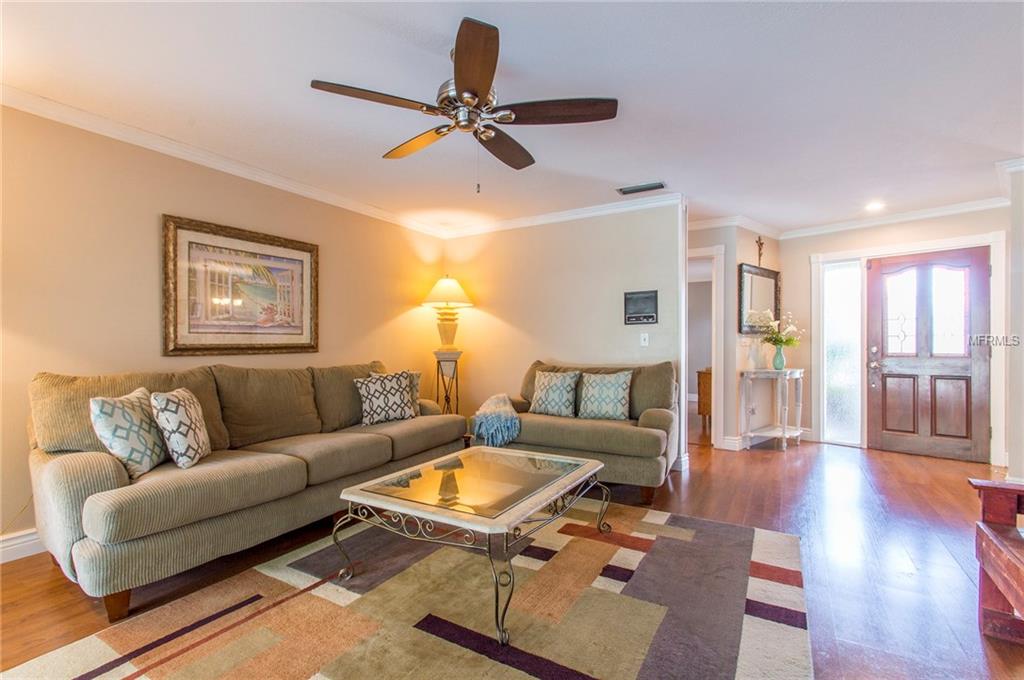 5001 BARROWE PLACE, TAMPA, Florida 33624, 4 Bedrooms Bedrooms, 7 Rooms Rooms,2 BathroomsBathrooms,Residential,For sale,BARROWE,U7842680