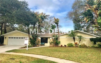 5001 BARROWE PLACE, TAMPA, Florida 33624, 4 Bedrooms Bedrooms, 7 Rooms Rooms,2 BathroomsBathrooms,Residential,For sale,BARROWE,U7842680