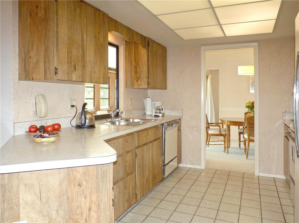 425 SPADARO DRIVE, VENICE, Florida 34285, 3 Bedrooms Bedrooms, 9 Rooms Rooms,2 BathroomsBathrooms,Residential,For sale,SPADARO,N5915786