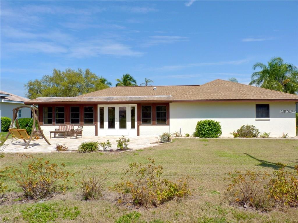 425 SPADARO DRIVE, VENICE, Florida 34285, 3 Bedrooms Bedrooms, 9 Rooms Rooms,2 BathroomsBathrooms,Residential,For sale,SPADARO,N5915786