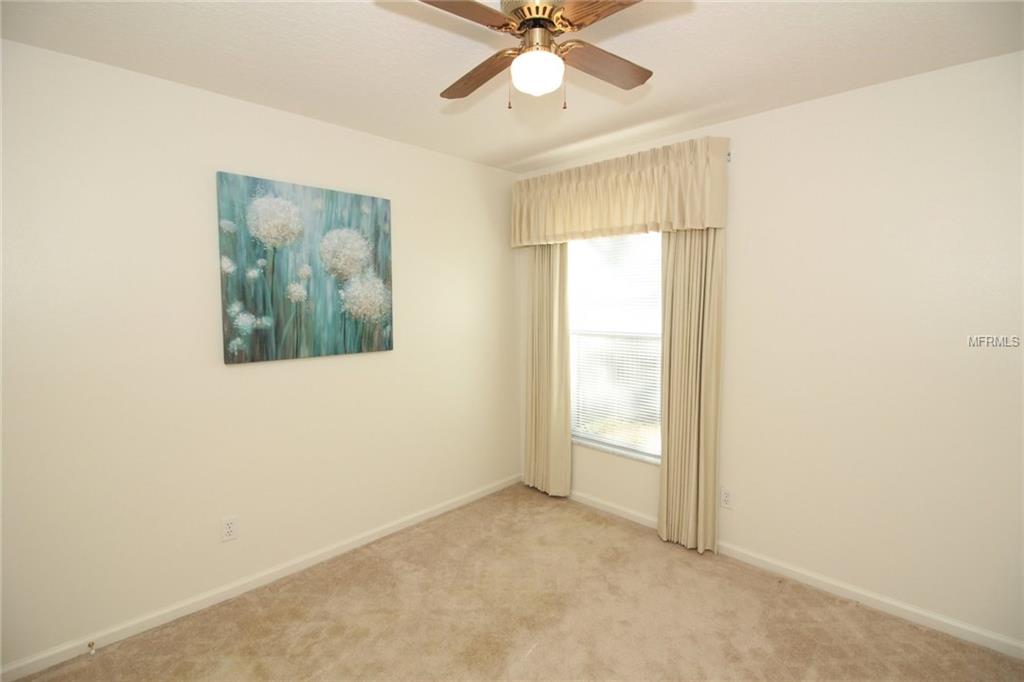 203 HAZELWOOD COURT, WINTER SPRINGS, Florida 32708, 4 Bedrooms Bedrooms, 8 Rooms Rooms,2 BathroomsBathrooms,Residential,For sale,HAZELWOOD,O5556284