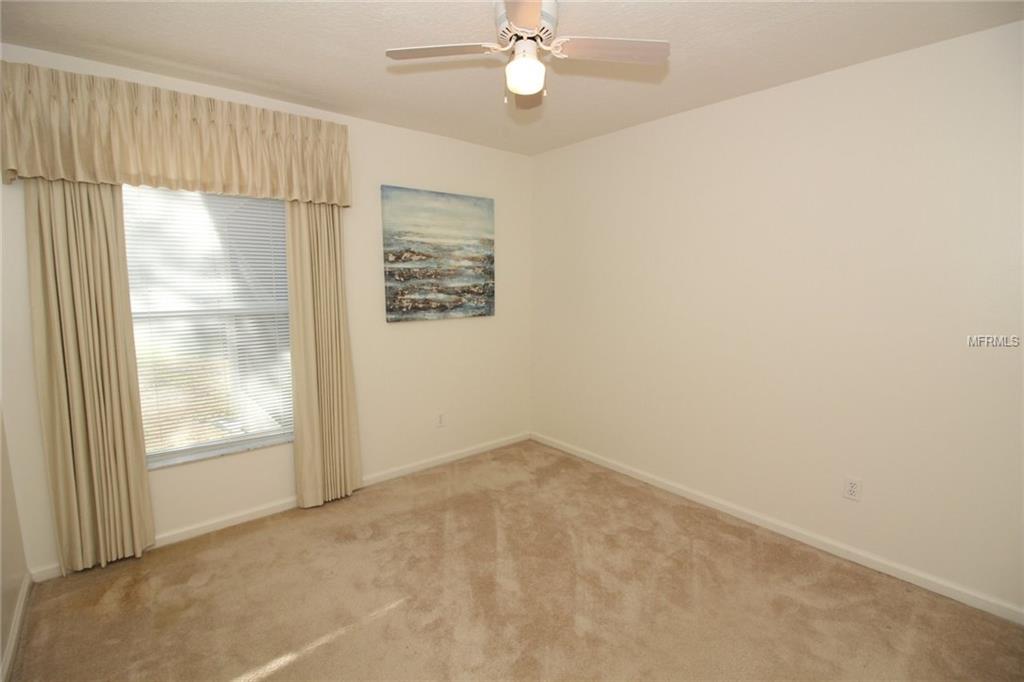 203 HAZELWOOD COURT, WINTER SPRINGS, Florida 32708, 4 Bedrooms Bedrooms, 8 Rooms Rooms,2 BathroomsBathrooms,Residential,For sale,HAZELWOOD,O5556284