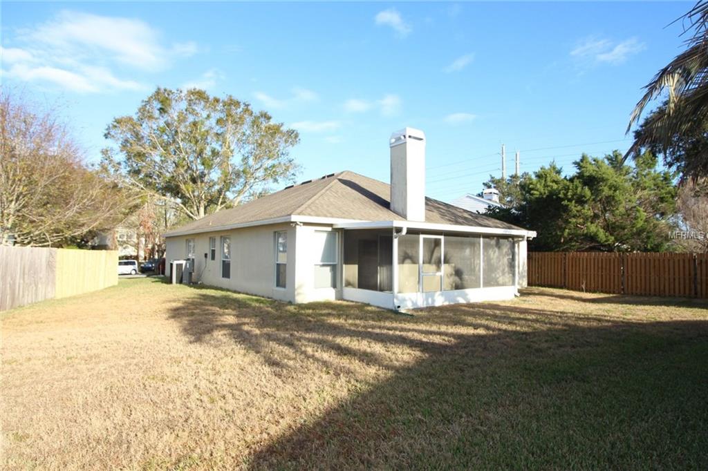 203 HAZELWOOD COURT, WINTER SPRINGS, Florida 32708, 4 Bedrooms Bedrooms, 8 Rooms Rooms,2 BathroomsBathrooms,Residential,For sale,HAZELWOOD,O5556284