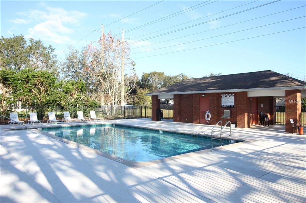 203 HAZELWOOD COURT, WINTER SPRINGS, Florida 32708, 4 Bedrooms Bedrooms, 8 Rooms Rooms,2 BathroomsBathrooms,Residential,For sale,HAZELWOOD,O5556284