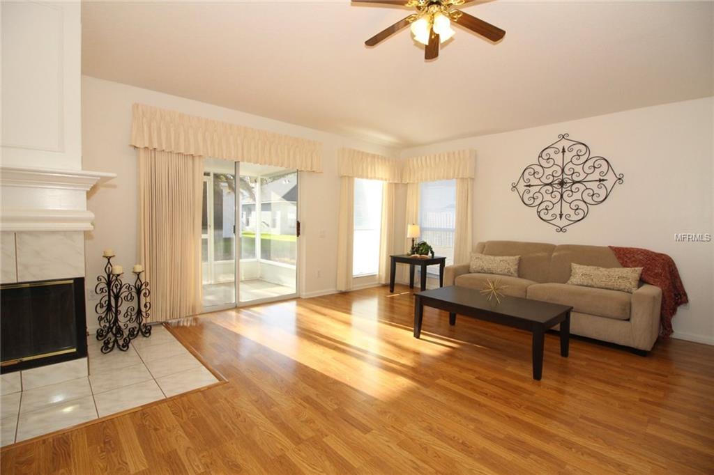 203 HAZELWOOD COURT, WINTER SPRINGS, Florida 32708, 4 Bedrooms Bedrooms, 8 Rooms Rooms,2 BathroomsBathrooms,Residential,For sale,HAZELWOOD,O5556284