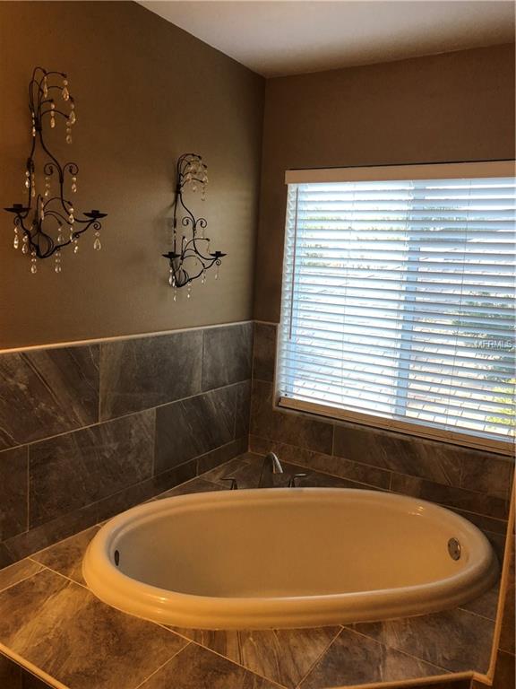 19301 SANDY SPRINGS CIRCLE, LUTZ, Florida 33558, 4 Bedrooms Bedrooms, 9 Rooms Rooms,3 BathroomsBathrooms,Residential,For sale,SANDY SPRINGS,T2925688