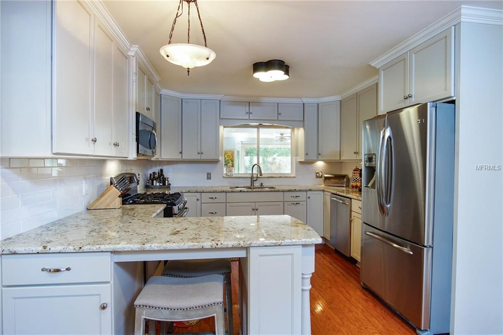 3602 W MULLEN AVENUE, TAMPA, Florida 33609, 4 Bedrooms Bedrooms, 10 Rooms Rooms,4 BathroomsBathrooms,Residential,For sale,MULLEN,T2926209