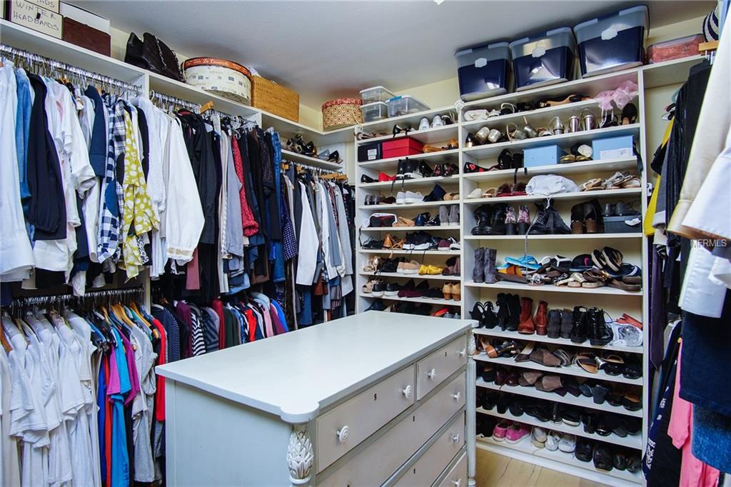 3602 W MULLEN AVENUE, TAMPA, Florida 33609, 4 Bedrooms Bedrooms, 10 Rooms Rooms,4 BathroomsBathrooms,Residential,For sale,MULLEN,T2926209