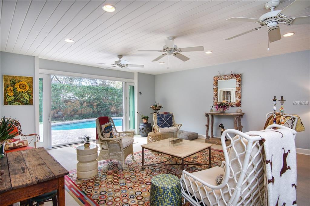 3602 W MULLEN AVENUE, TAMPA, Florida 33609, 4 Bedrooms Bedrooms, 10 Rooms Rooms,4 BathroomsBathrooms,Residential,For sale,MULLEN,T2926209