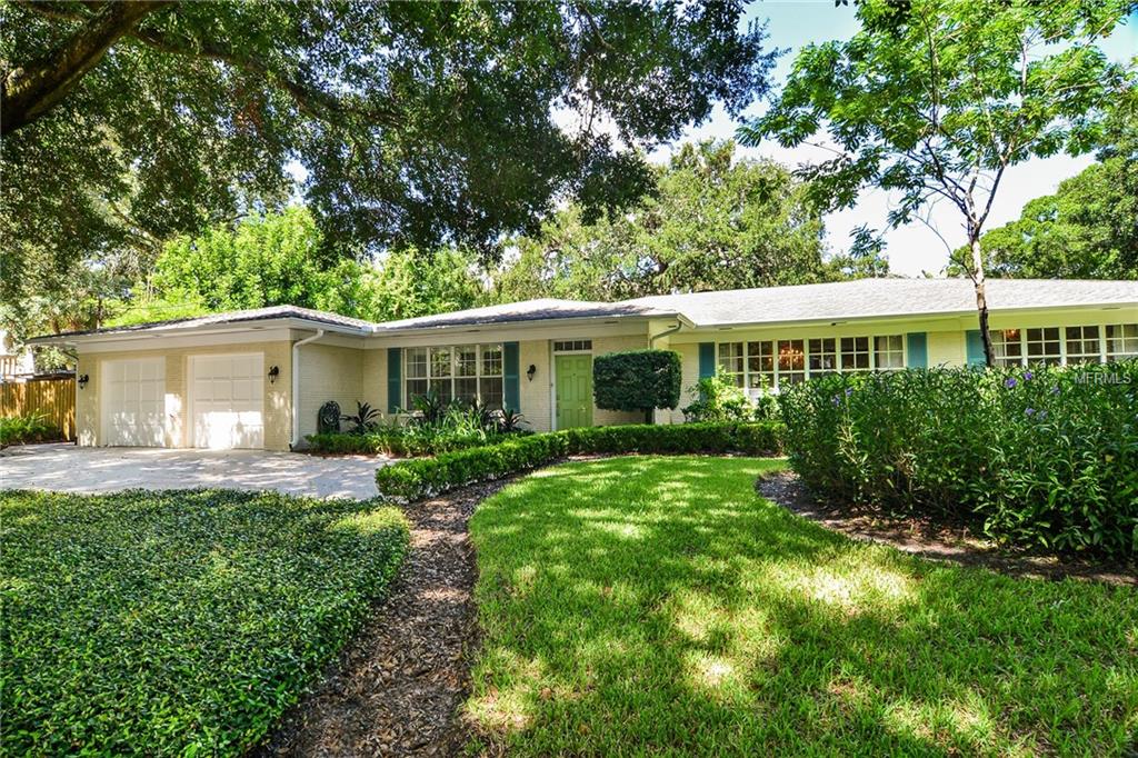 3602 W MULLEN AVENUE, TAMPA, Florida 33609, 4 Bedrooms Bedrooms, 10 Rooms Rooms,4 BathroomsBathrooms,Residential,For sale,MULLEN,T2926209