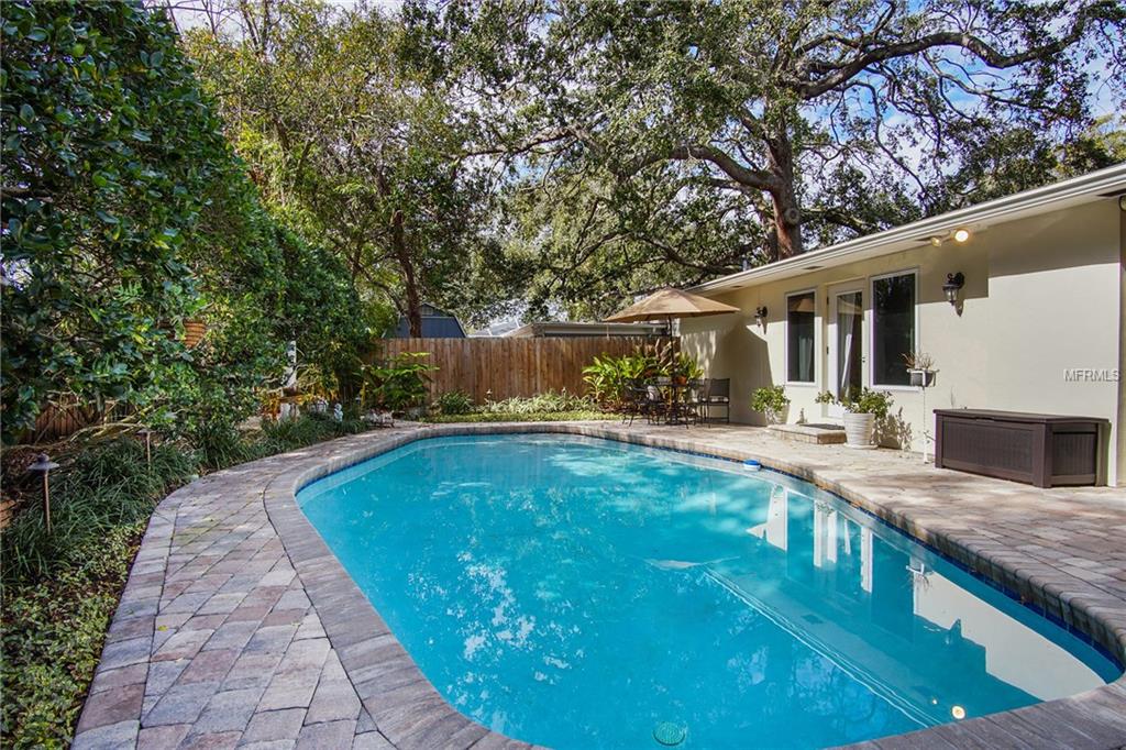 3602 W MULLEN AVENUE, TAMPA, Florida 33609, 4 Bedrooms Bedrooms, 10 Rooms Rooms,4 BathroomsBathrooms,Residential,For sale,MULLEN,T2926209