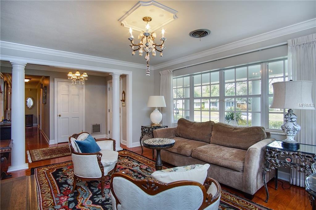 3602 W MULLEN AVENUE, TAMPA, Florida 33609, 4 Bedrooms Bedrooms, 10 Rooms Rooms,4 BathroomsBathrooms,Residential,For sale,MULLEN,T2926209