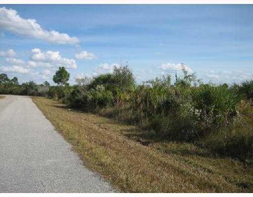 262 REDINGTON AVENUE, PORT CHARLOTTE, Florida 33953, ,Vacant land,For sale,REDINGTON,C6997002