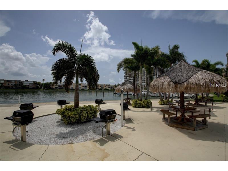 7400 SUN ISLAND DRIVE S, SOUTH PASADENA, Florida 33707, 2 Bedrooms Bedrooms, 3 Rooms Rooms,2 BathroomsBathrooms,Residential,For sale,SUN ISLAND,T2926753