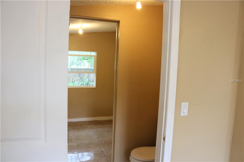 831 OAK STREET, LAKE WALES, Florida 33859, 3 Bedrooms Bedrooms, 6 Rooms Rooms,2 BathroomsBathrooms,Residential,For sale,OAK,O5560594